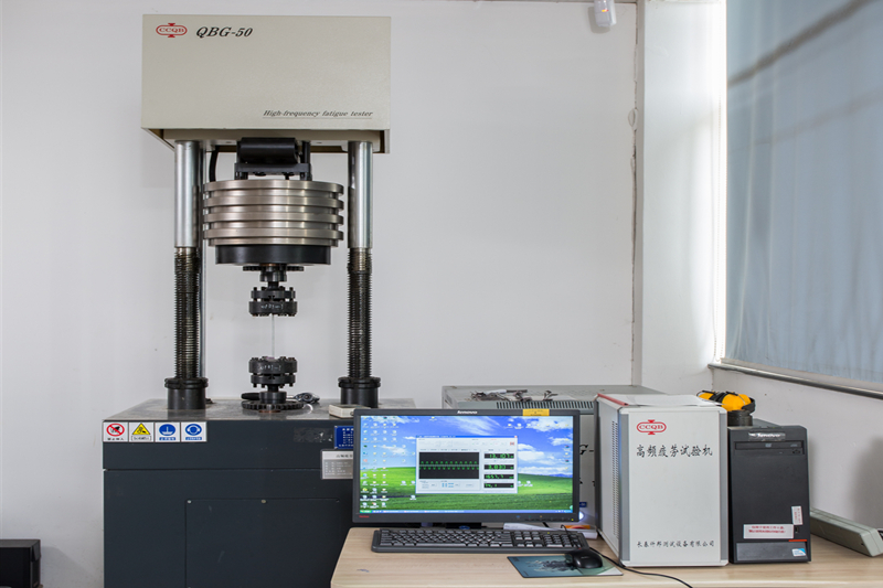 HØYFREKVENS-TRETTHET-TEST-MASKIN